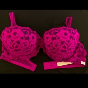 PINK ~Victoria’s Secret ~Black with fuchsia lace push up Demi bra 36C